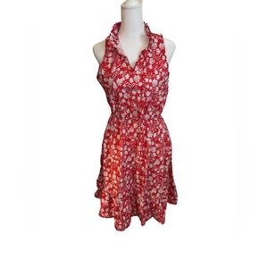 Sleeveless dress. Cinches at waist. No lining. Great condition like new.